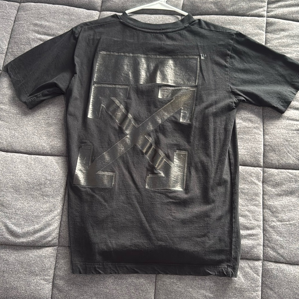 Off-white T-shirt